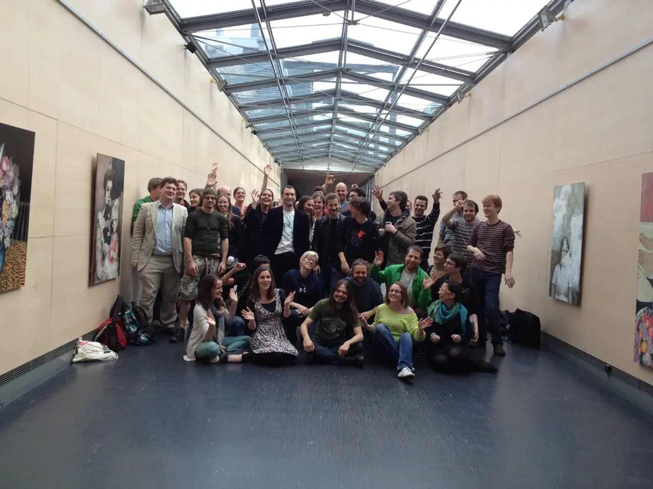 Hostage Videos Emerge from Gaza: Hamas Insists on Establishment of "Humanitarian Passages" and Vows...