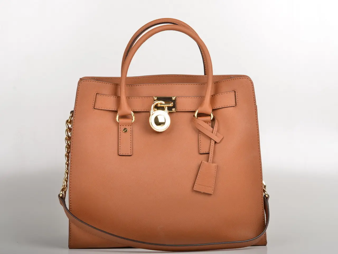 Girl consumed hash brownies, necessitating a fireboat rescue operation