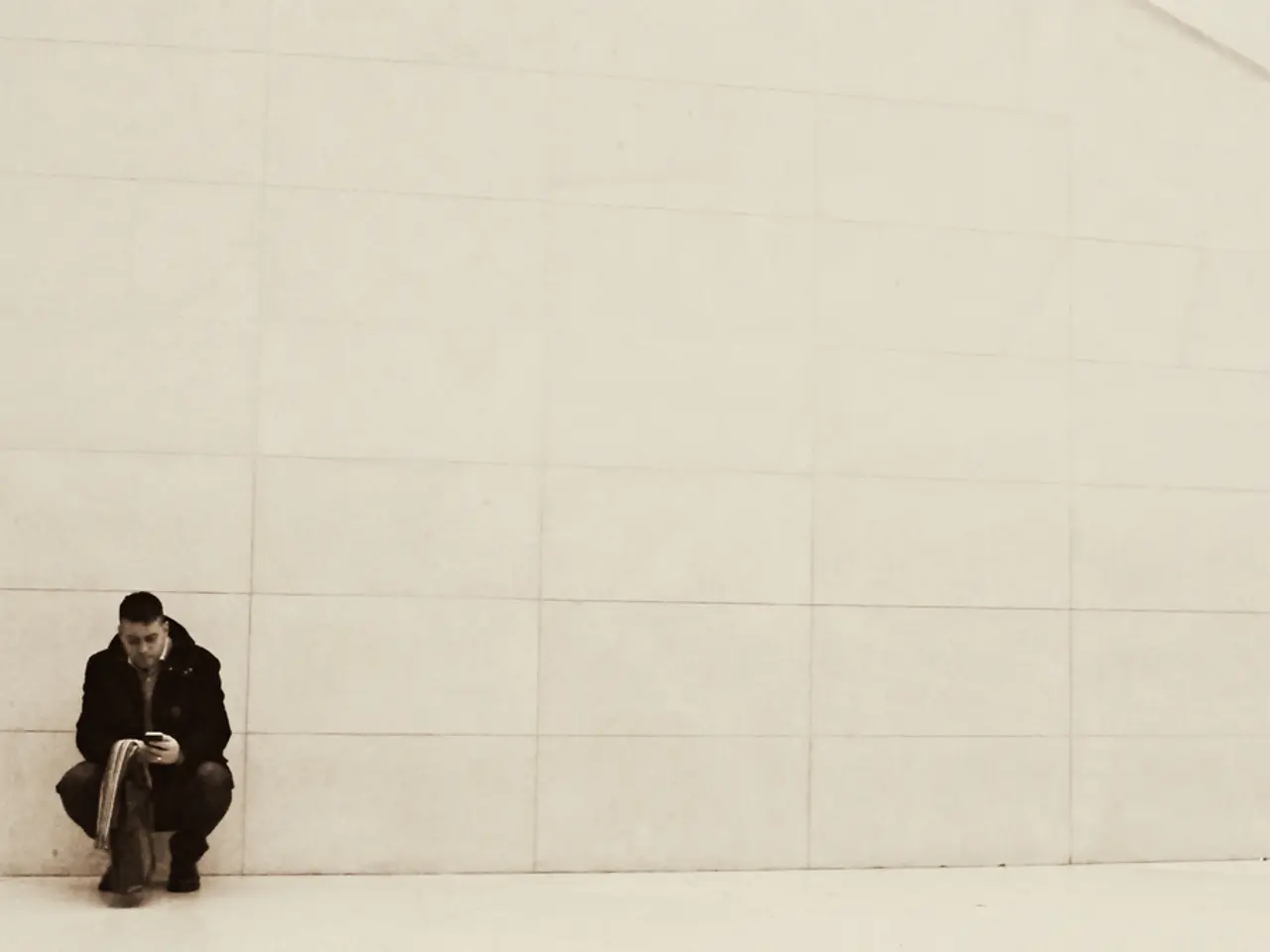 Alternative Exercises for Saving Your Knees: A Trainer Recommends Four Different Squat Variations...