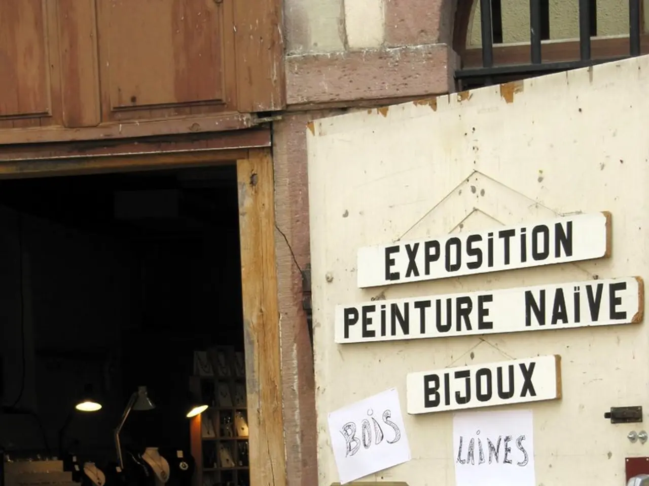 Düsseldorf Leads the Charge in Combating Homelessness Issues