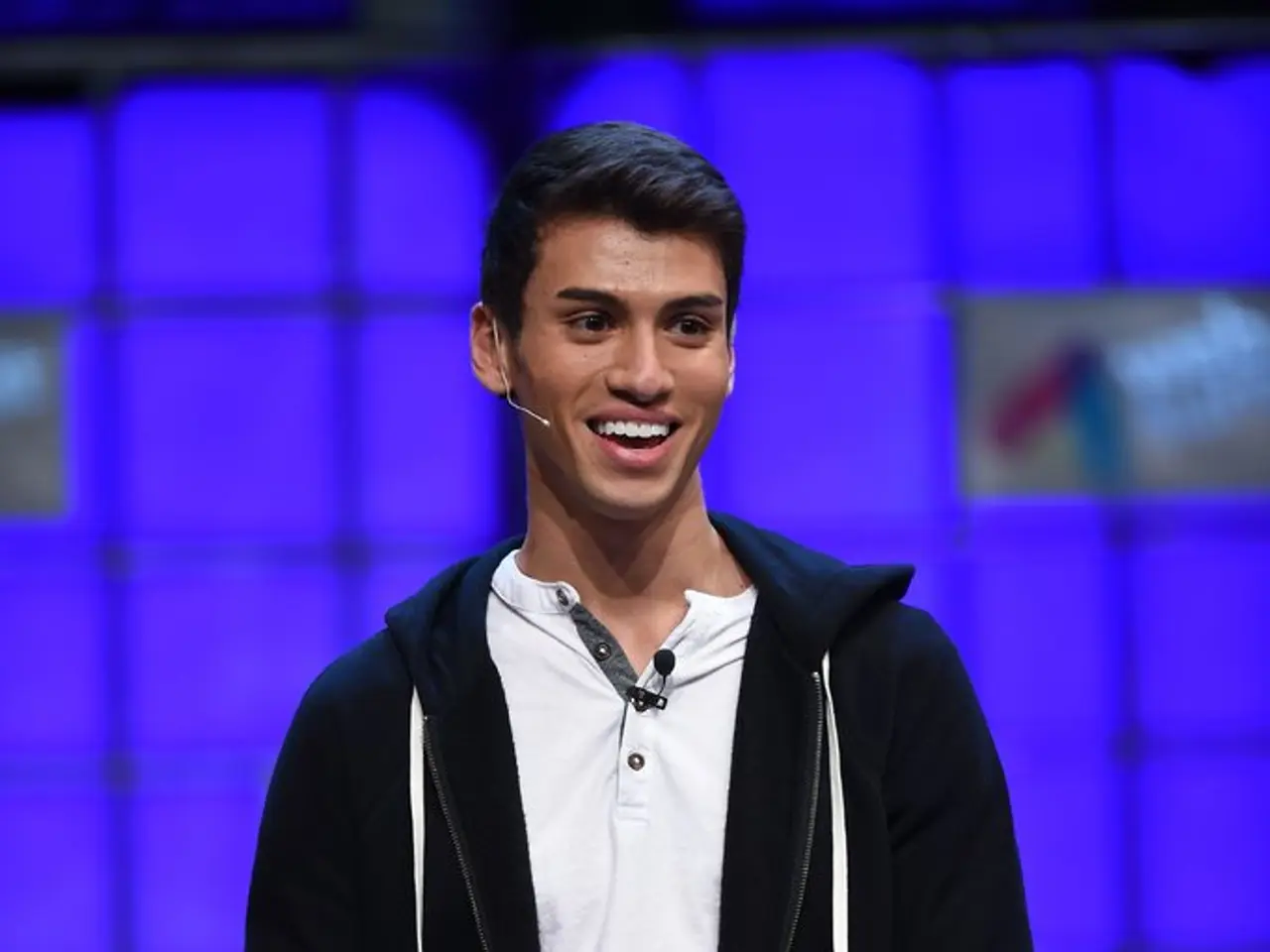 Color Choices in Clothing: The Impact of Hues on Personality and Personal Style