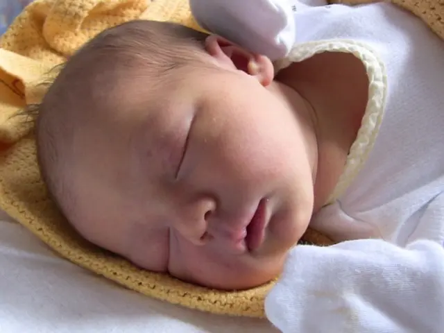 Excessive Newborn Belly Button Bleeding: Understanding the Normal and Necessary Actions