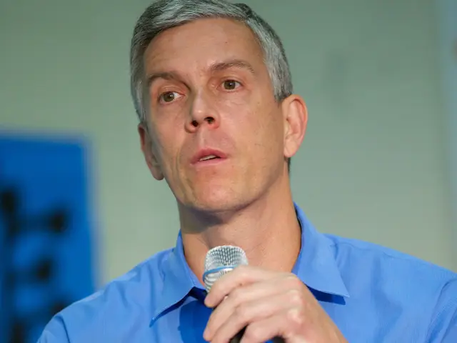 Guide to Becoming a Voice Professional in the UK