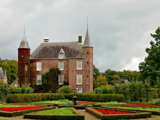 Aging Brain and Resisting Dementia: Challenging Cognitive Decline