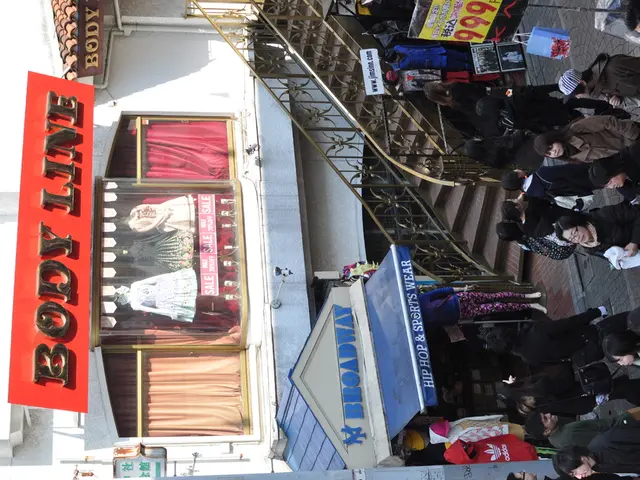 Cartherics showcases a sterile production space for developing cell therapies