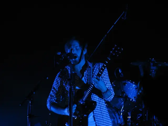 Justin Timberlake publicly discloses his diagnosis of Lyme disease in a heartfelt social media...