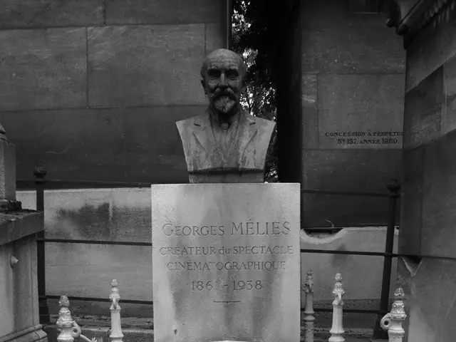 Death Announcement: Robert M. Mahowald