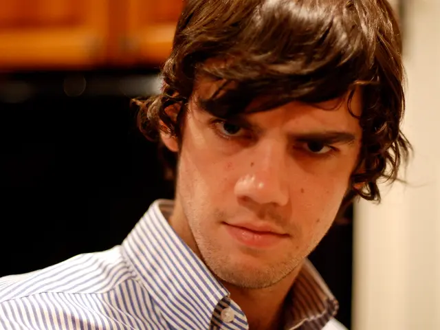 Behavior seeking attention: Symptoms, causes, and additional information