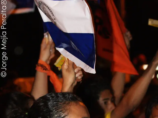 Barishal witnesses persisting road blockades and ongoing hunger strike in protest of health sector...