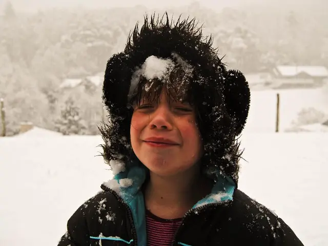 Understanding a child's distress: Reactions when a child experiences pain or injury.